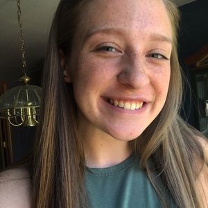 Meet your Posher, Haley